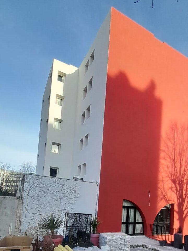 Façade ravalée par ÉDF